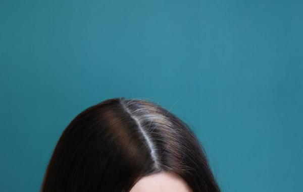 7 باور رایج غلط درباره موهای سفید به گفته متخصصان