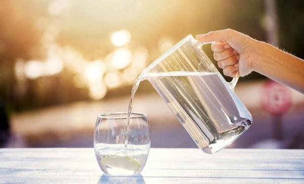 نوشیدن آب چه زمانی باعث کاهش وزن می شود؟!